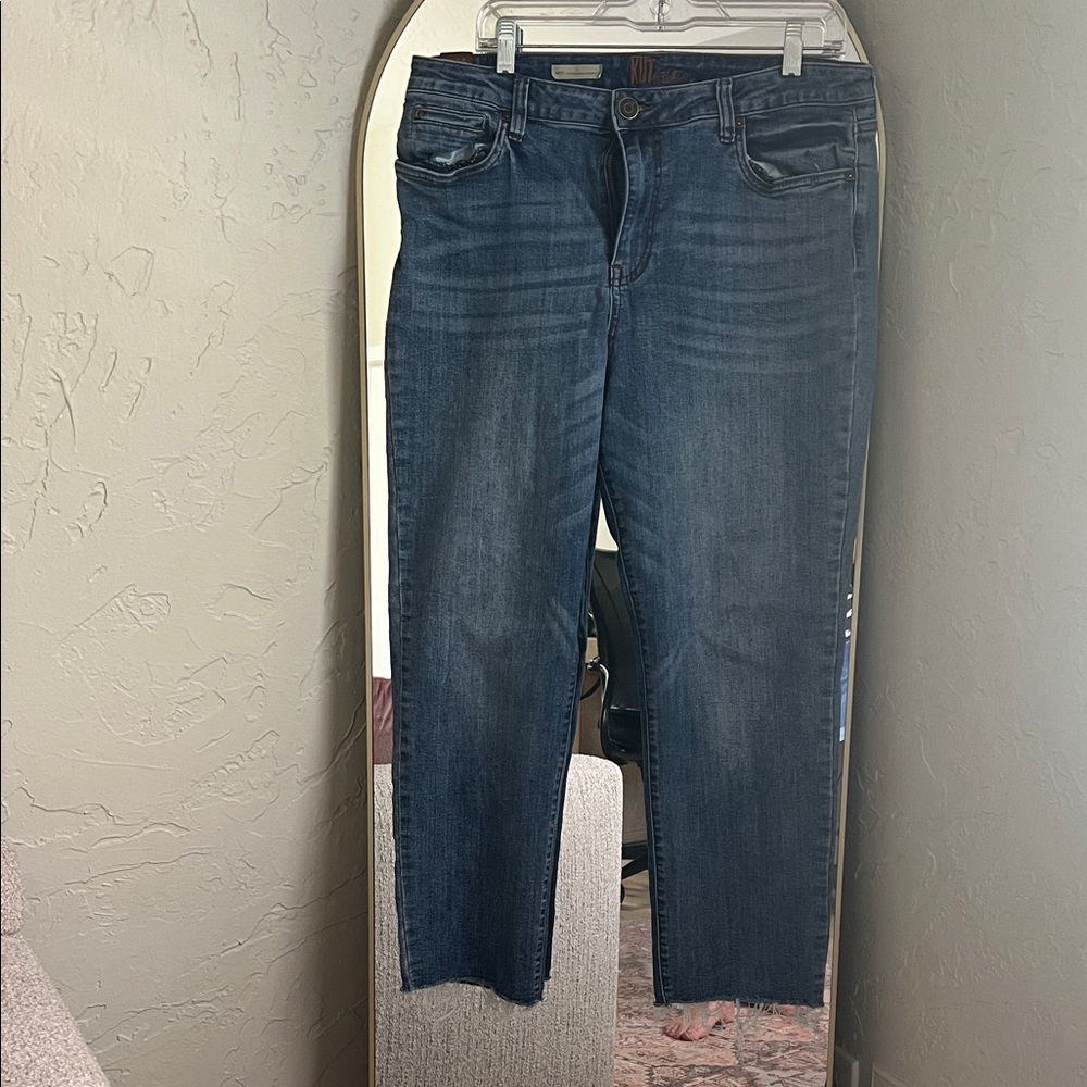 Kut from the Kloth straight leg jeans